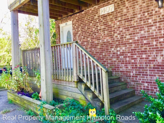 Building Photo - 1407 W Ocean View Ave