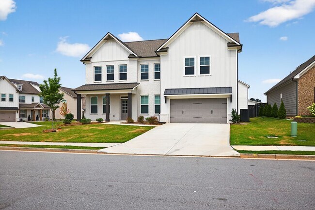 Building Photo - 4407 Silver Oak Dr
