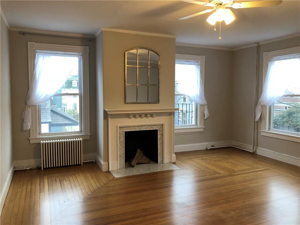 Primary Photo - 7 Mt Vernon St