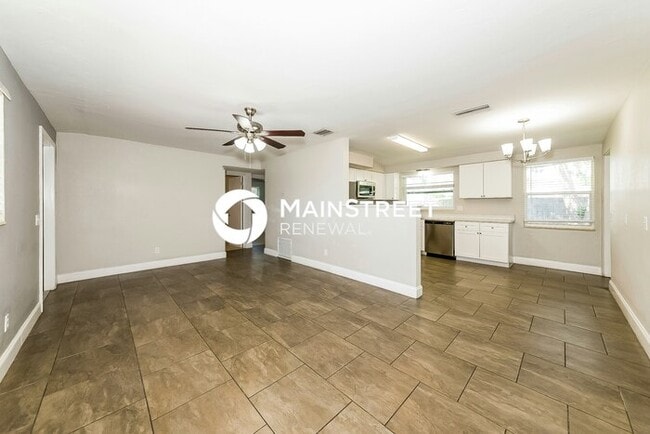 Building Photo - 3 Bedroom Pet-Friendly Home in Bradenton, ...