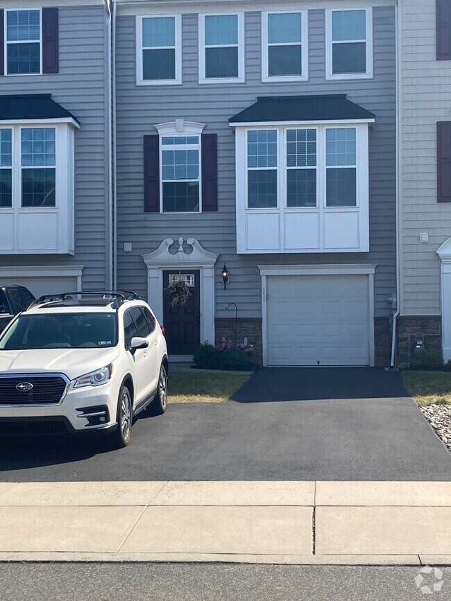 Apartments For Rent in Bechtelsville, PA with a Balcony 2 Rentals