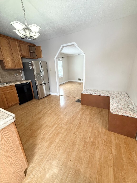 Foto del edificio - 4210 Jessie St