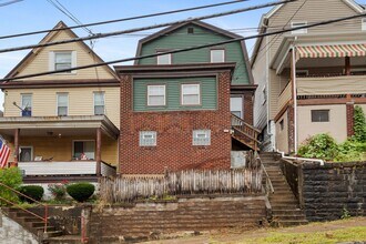 Building Photo - 542 2nd St