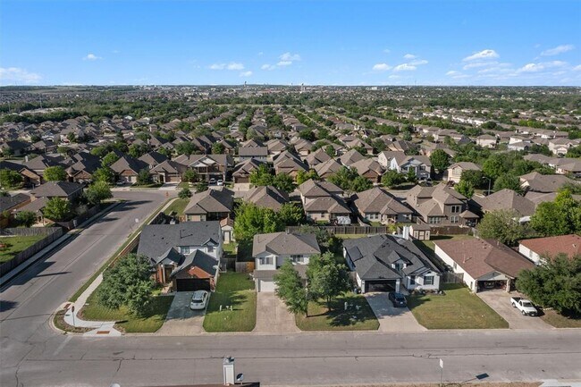 Foto del edificio - 403 Lakemont Dr