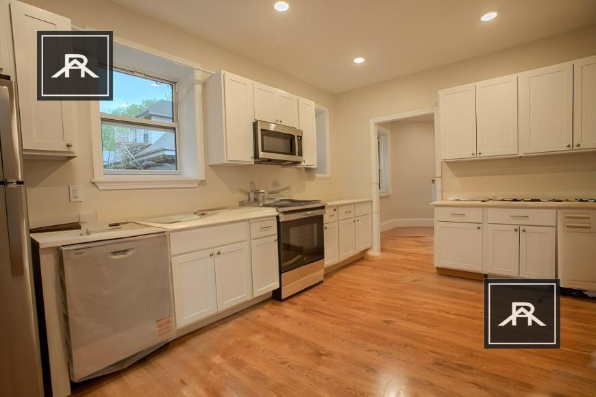 Primary Photo - 3 bedroom in Brookline MA 02446