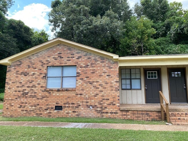 Building Photo - 101 Bayberry Dr