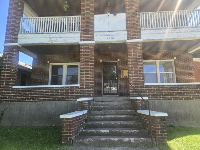 Photo - "Charming 2-Bed Retreat in Louisville - Cozy 700 Sq Ft at Vermont Ave!" Apartment