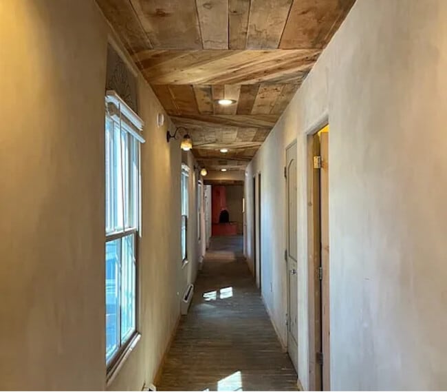 Building Photo - 3996 Agua Fria St