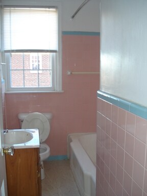 Foto del edificio - 1329 E Wadsworth Ave