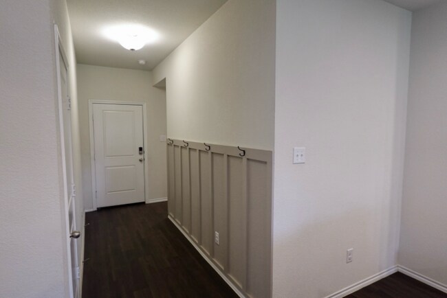 Building Photo - 3625 Cody Ln