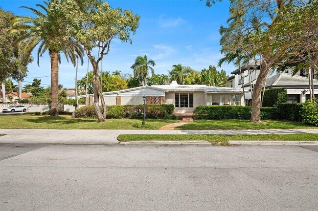Building Photo - 2605 Datura Ct