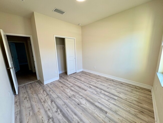 Building Photo - 4417 Conchfish Ln