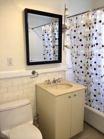 Primary Photo - 70 Queensberry St