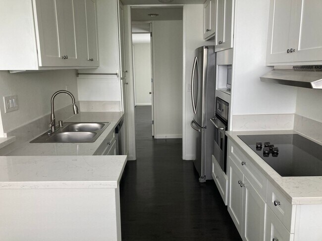 Photo - Updated two bedroom two bath in Fox Hills ... House