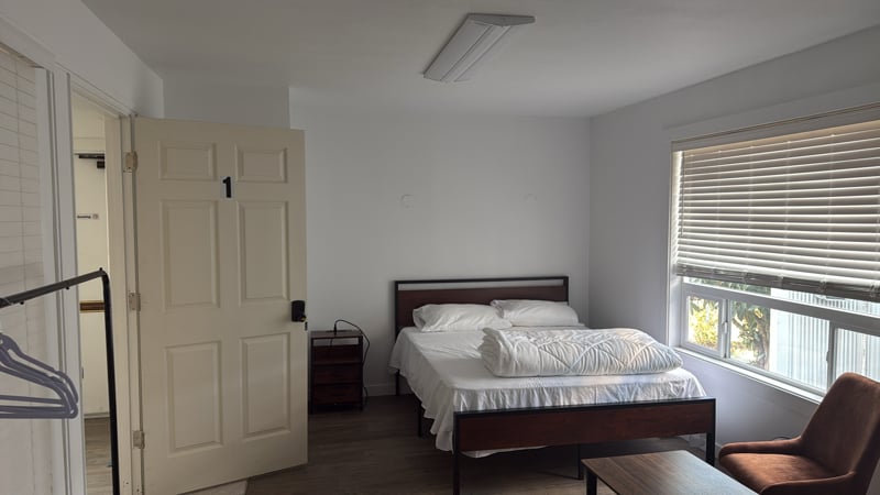 Photo - 327 5th Ave S (Kent, WA)