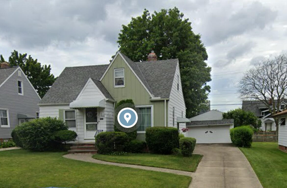 Primary Photo - 3806 Longwood Ave