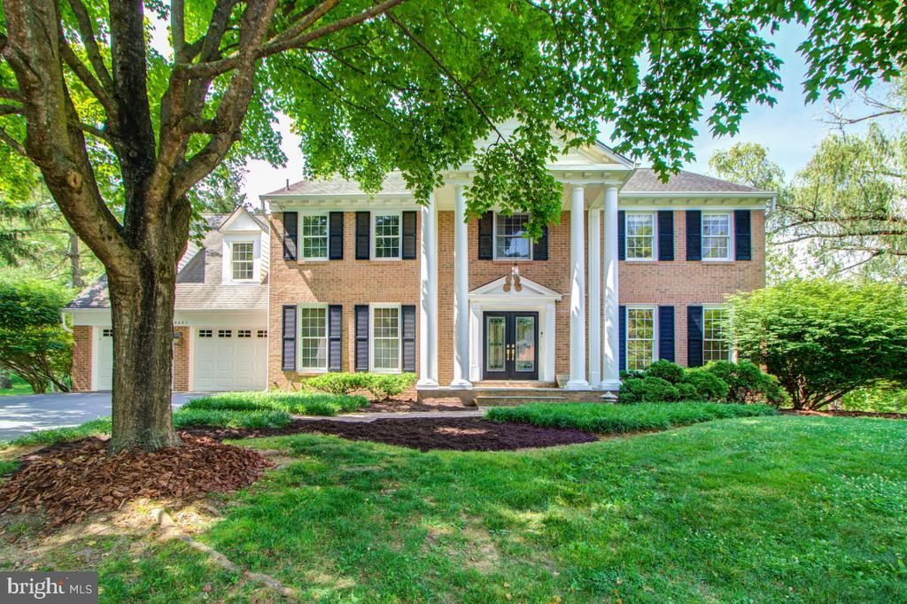Foto principal - 9401 Fox Hollow Dr