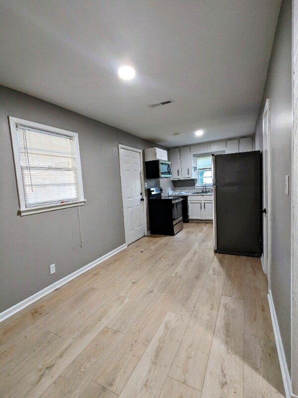 Foto del edificio - 2803 Wilson Dr NW