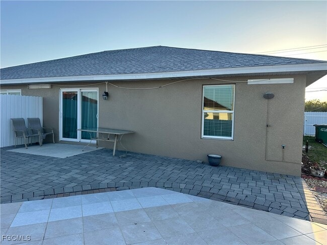 Foto del edificio - 1429 Nelson Rd N