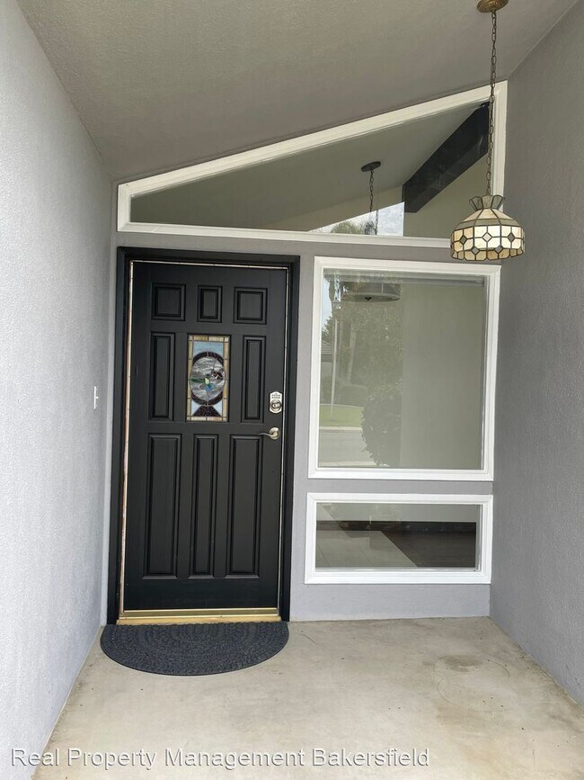 Foto del edificio - 3 br, 2 bath House - 5913 Preston Ct
