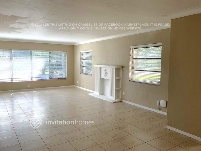 Building Photo - 1323 Fillmore St