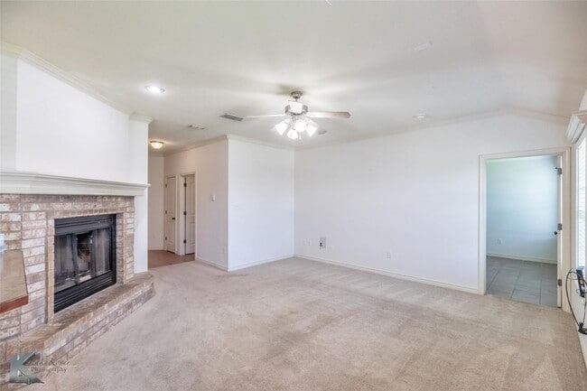 Foto del edificio - 358 Sugarberry Ave