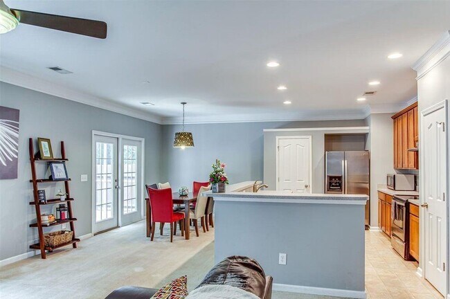 Foto del edificio - Charming 3 bedroom, 2.5 bath home located in the Lismore Park community.