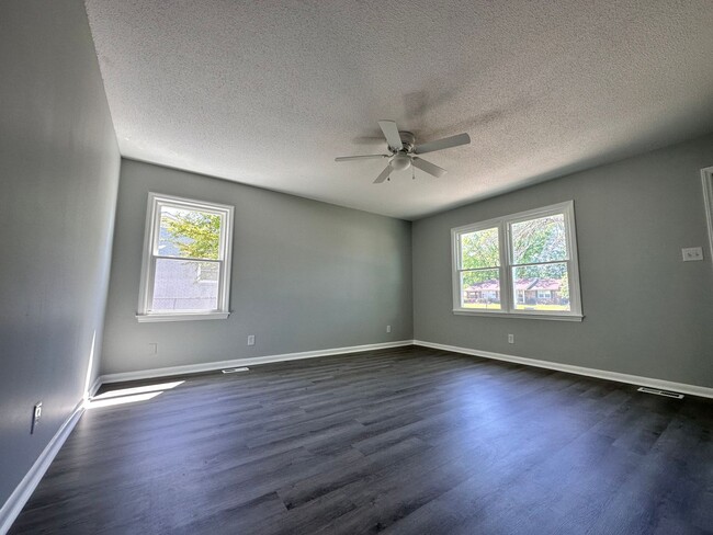 Building Photo - Exclusively Offered By Muse Realty, LLC