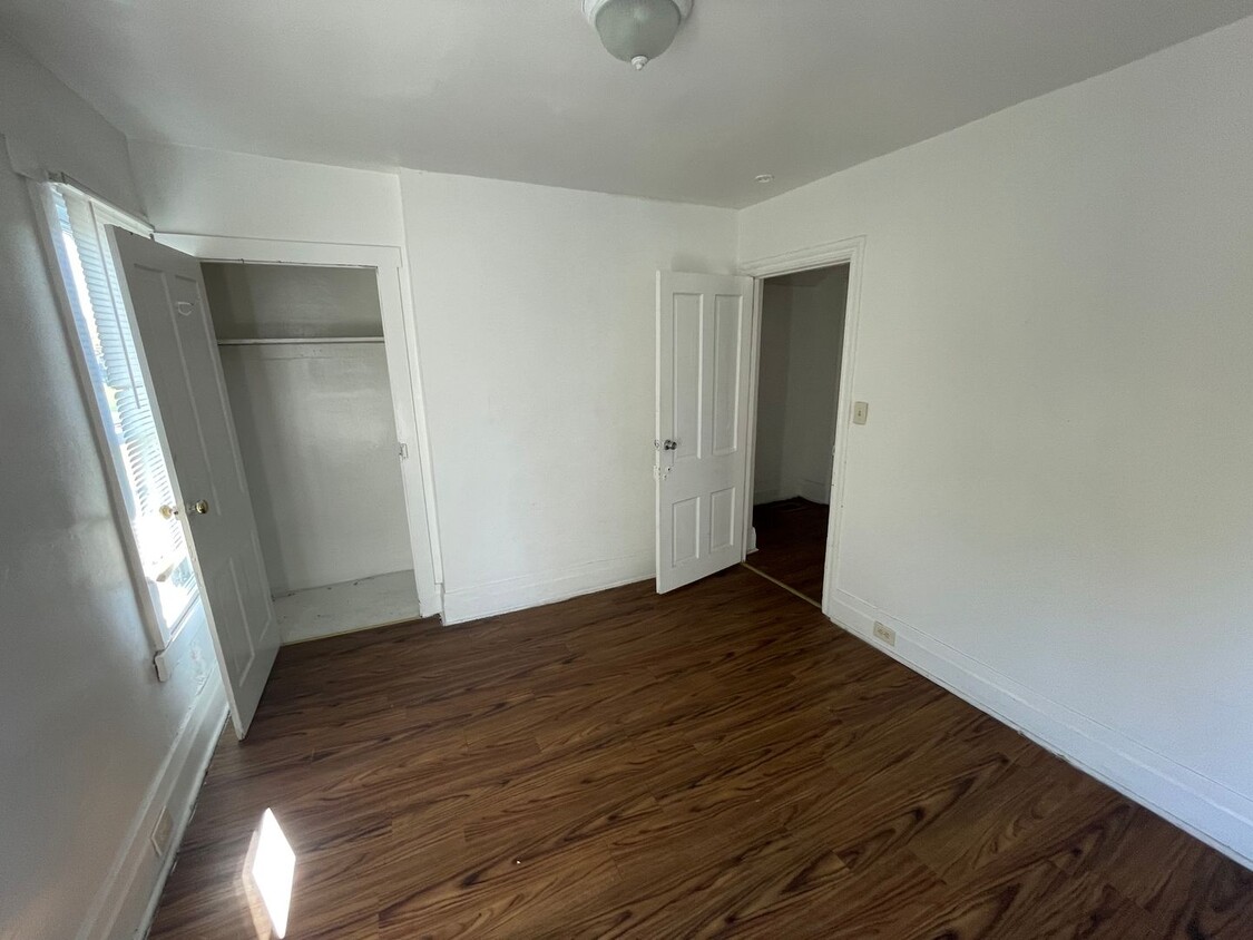 Foto principal - Spacious 2 bed 1 bath house is Duquesne