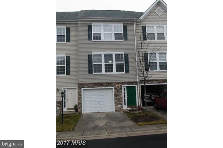 Building Photo - 22986 Fontwell Square