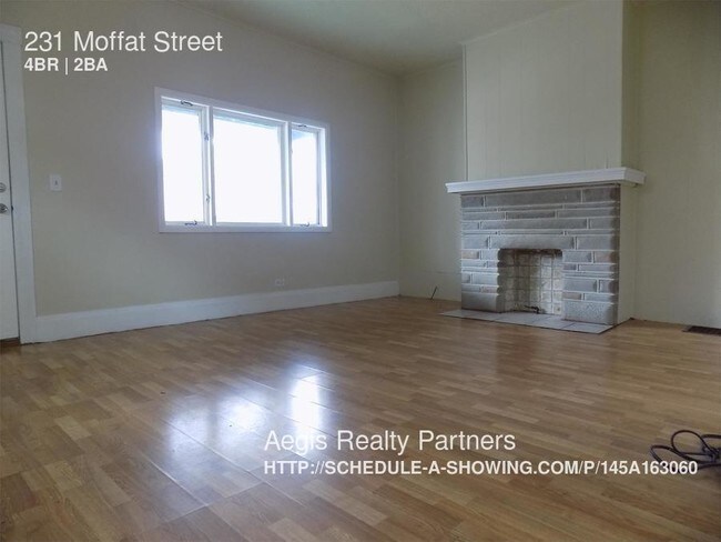 Building Photo - 231 Moffat St