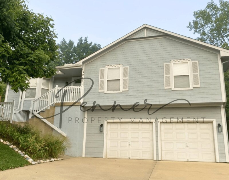 Primary Photo - 5212 S Powell Ave