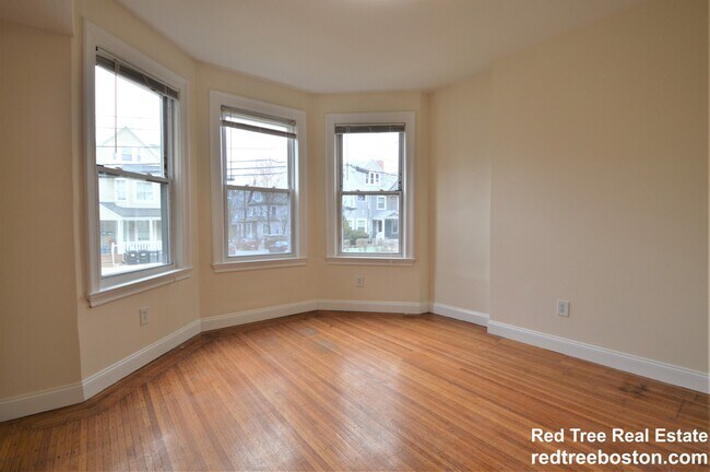 Building Photo - 55 Ashford St