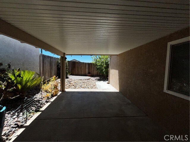 Foto del edificio - 27793 Antelope Rd