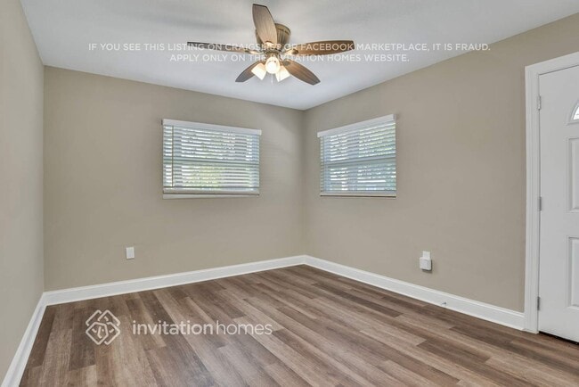 Building Photo - 1409 Zenith Pl