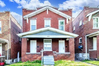 Building Photo - 3953 Tholozan Ave