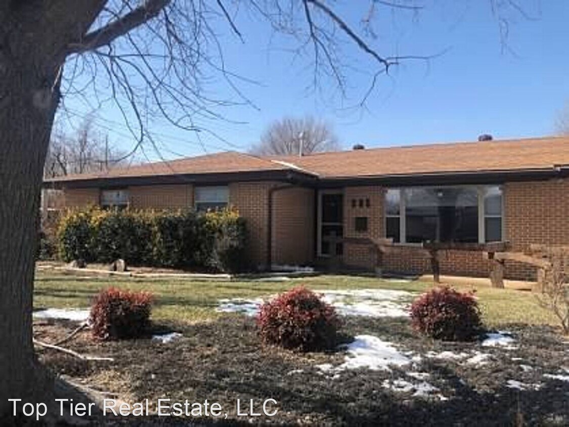 Foto principal - 3 br, 2.5 bath House - 905 Sylvia