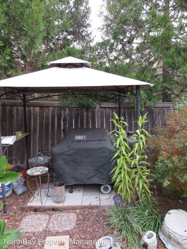 Building Photo - 3 br, 2 bath House - 4670 Summer Hays Pl