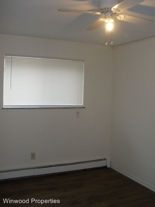 Building Photo - 1 br, 1 bath Apartment - 4843 Broadview