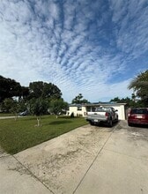 Building Photo - 6020 Harcourt Ave