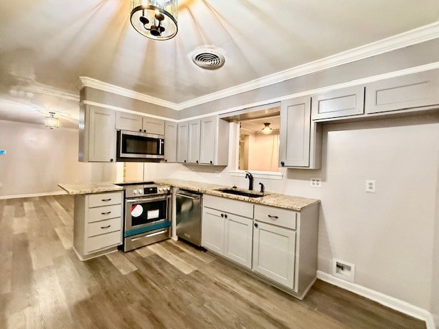 Foto del edificio - 2958 Madeira Dr