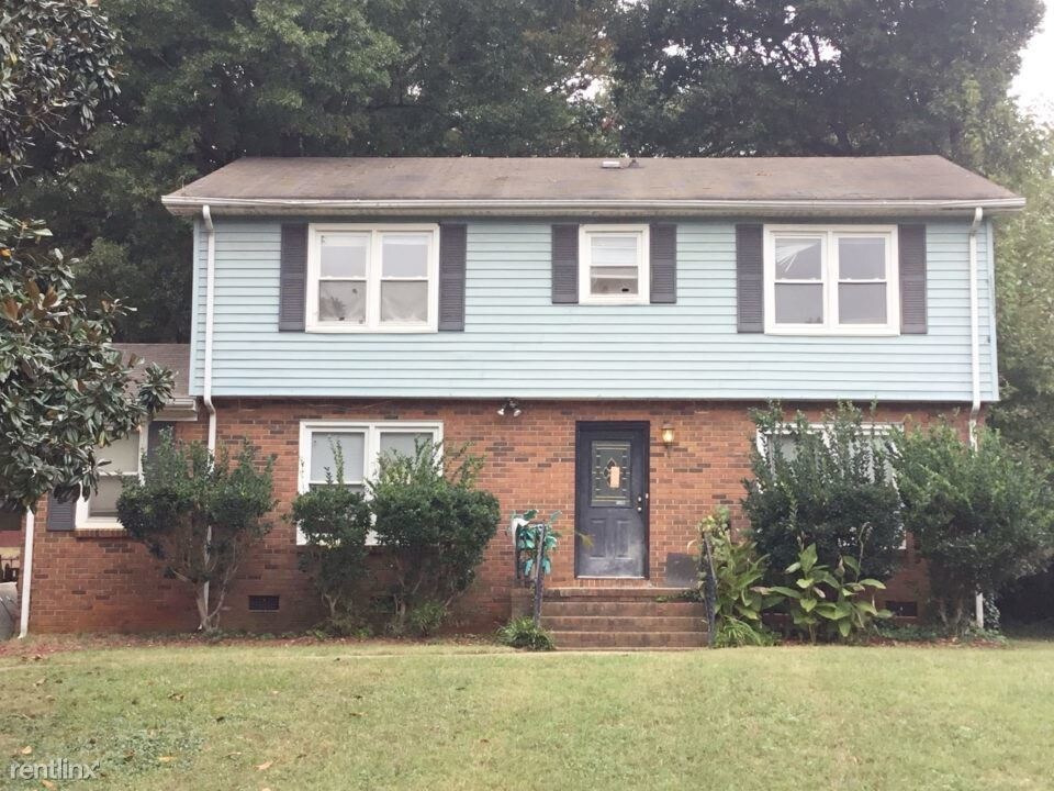 Primary Photo - 6210 Idlebrook Dr
