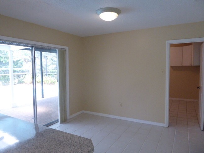 Foto del edificio - Available Now! Sweetwater Oaks 4 bedroom 2...