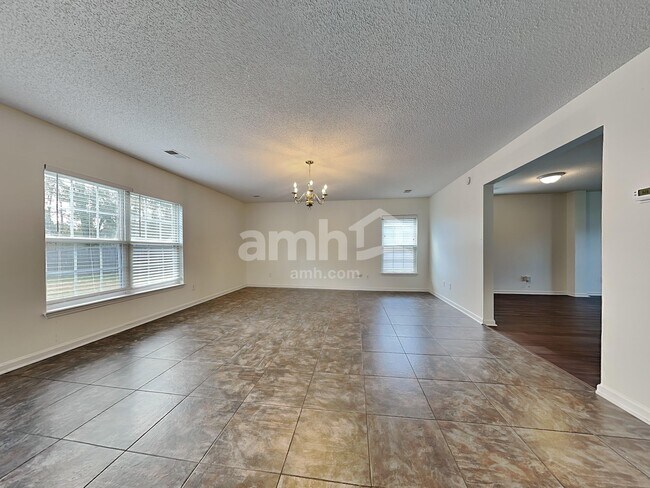 Building Photo - 132 Wildberry Ln