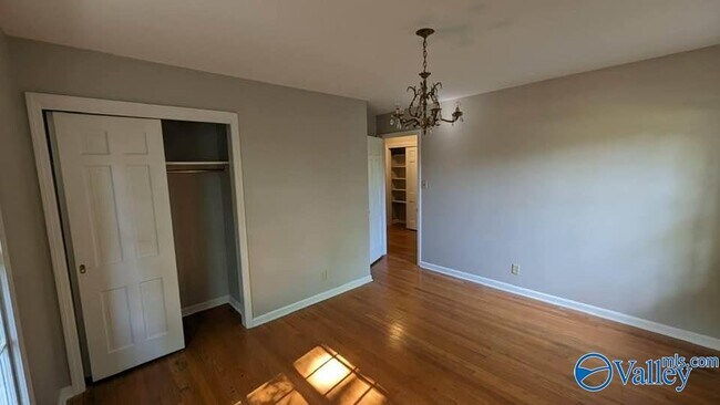 Building Photo - 7117 Jones Valley Dr SE