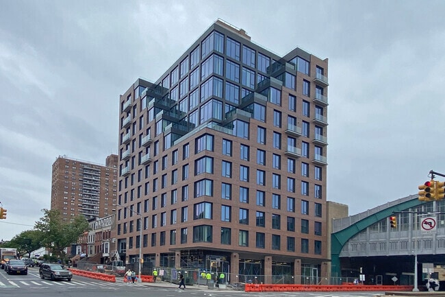 Building Photo - The Deermar Residences