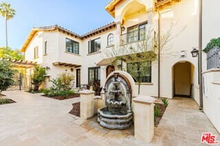 Foto del edificio - 388 S Los Robles Ave