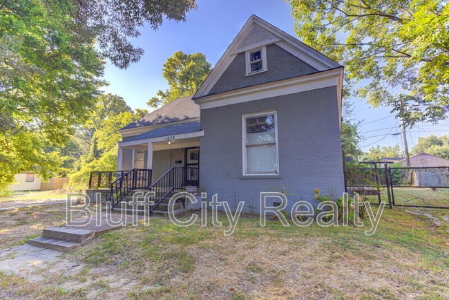 Photo - 1639 Southern Ave Apartment