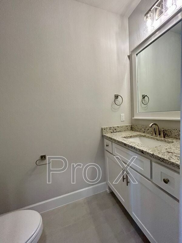 Building Photo - 1900 Charles St