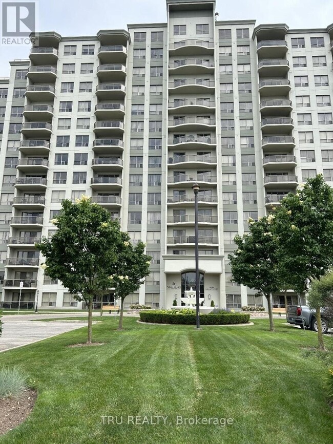 Building Photo - 1030-1030 Coronation Dr